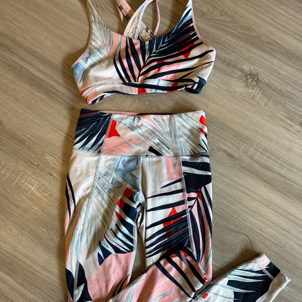 Athleta Yoga Set Coral and Navy Activewear